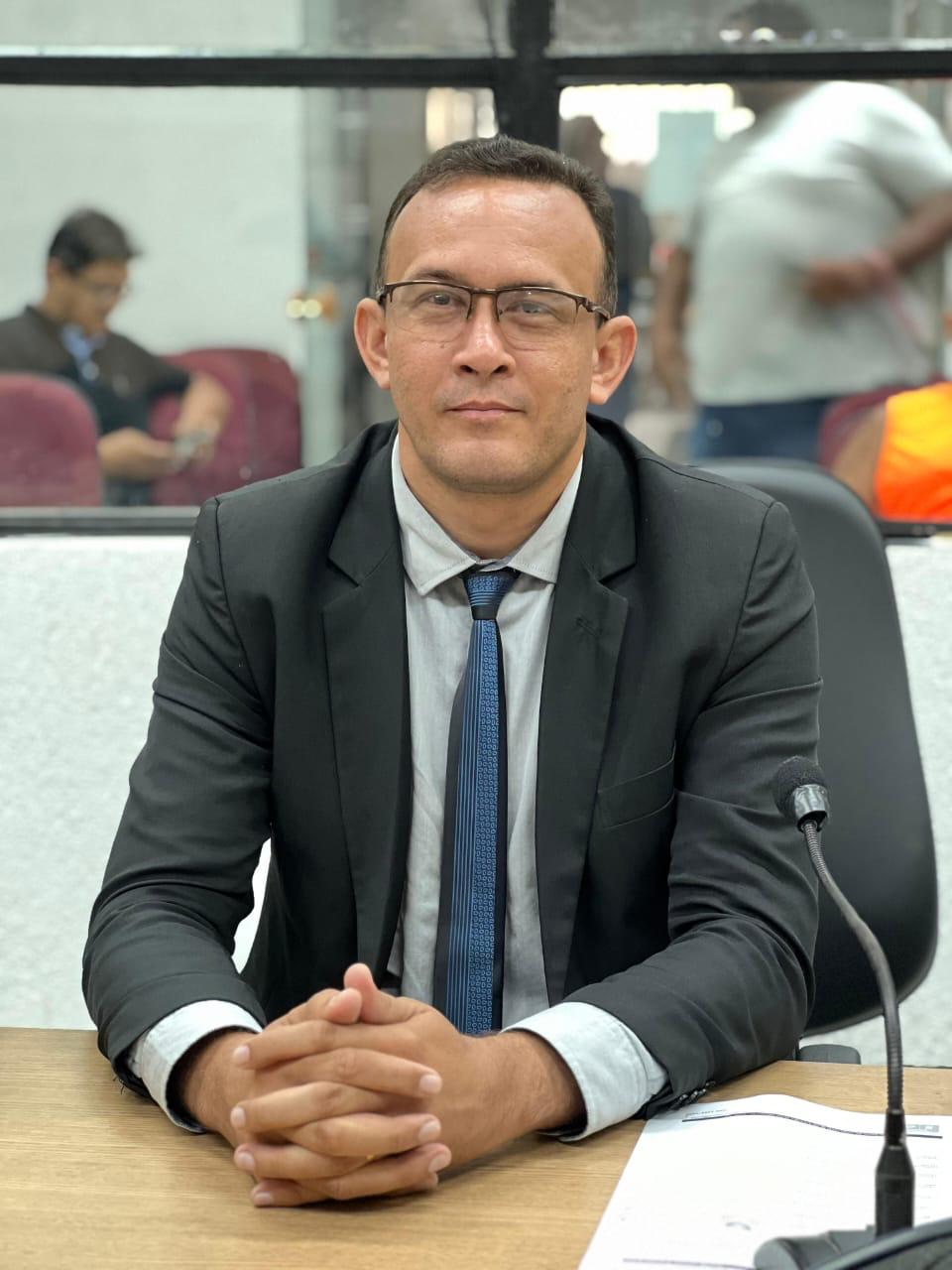HELDER KAIC NASCIMENTO