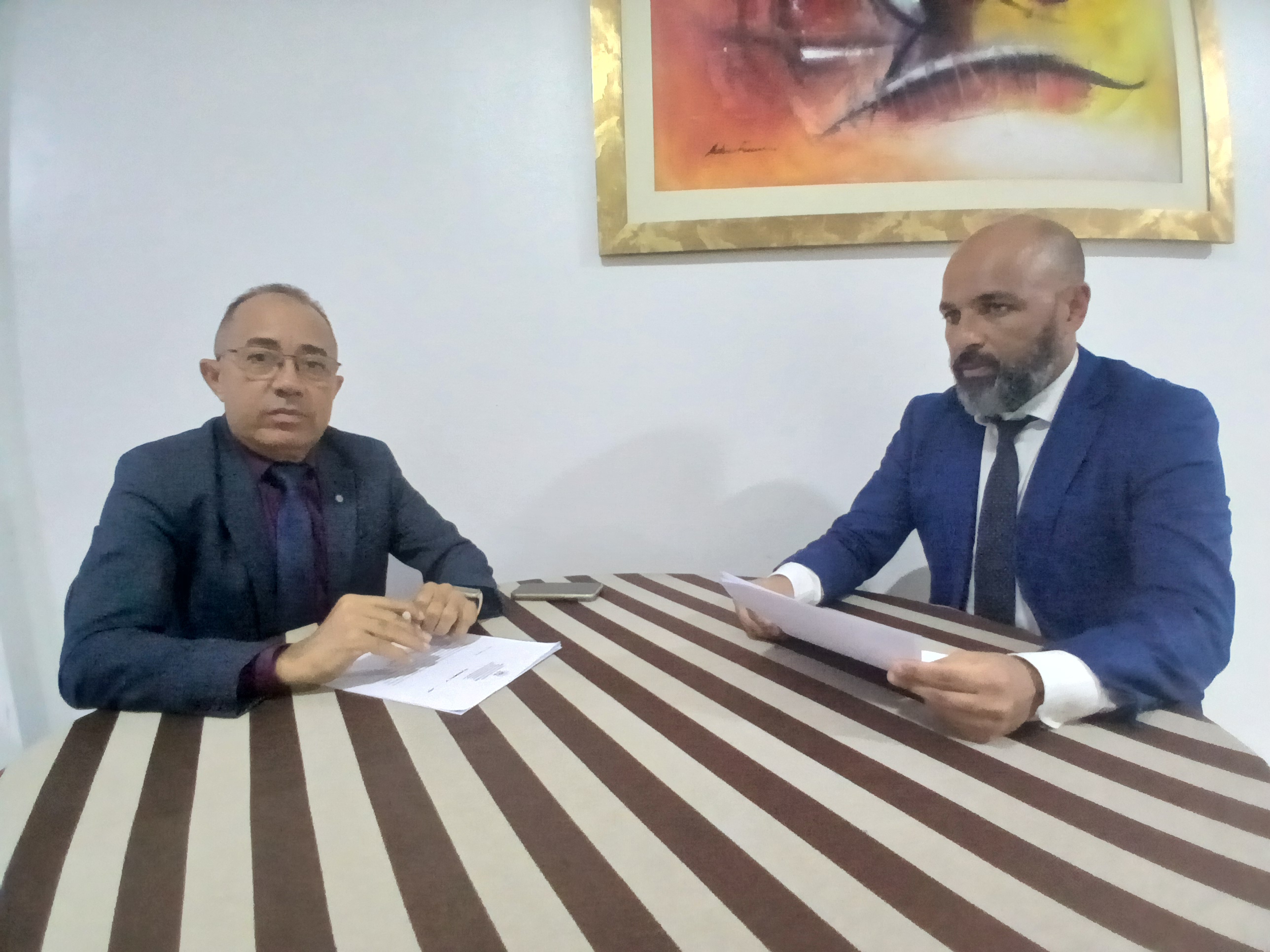 Secretário da Mesa e Diretor Legislativo têm papel estratégico no funcionamento da Câmara de Ti...