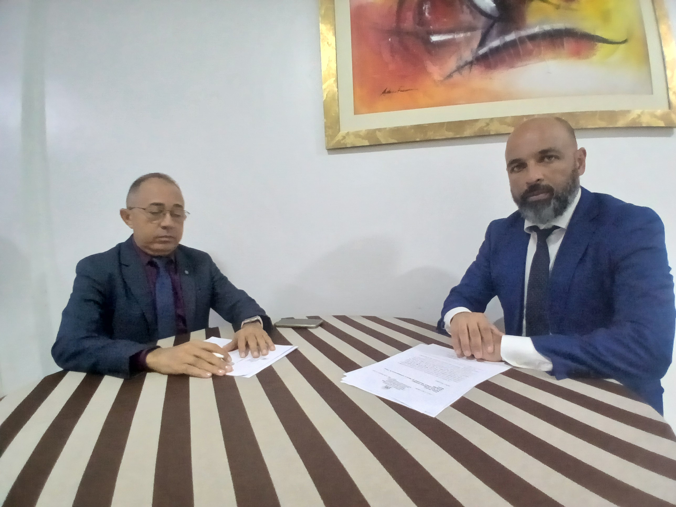 Secretário da Mesa e Diretor Legislativo têm papel estratégico no funcionamento da Câmara de Ti...
