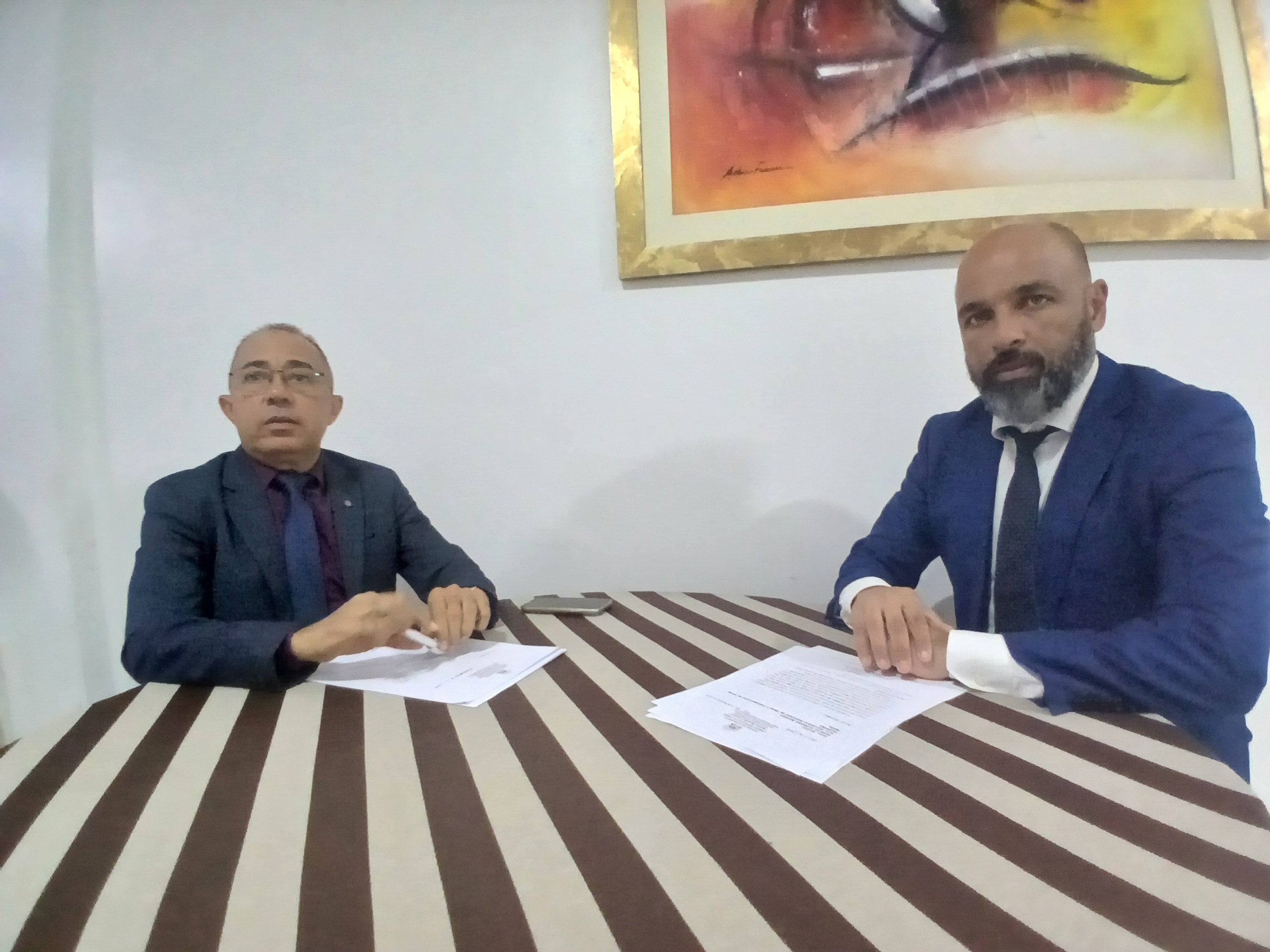 Secretário da Mesa e Diretor Legislativo têm papel estratégico no funcionamento da Câmara de Ti...
