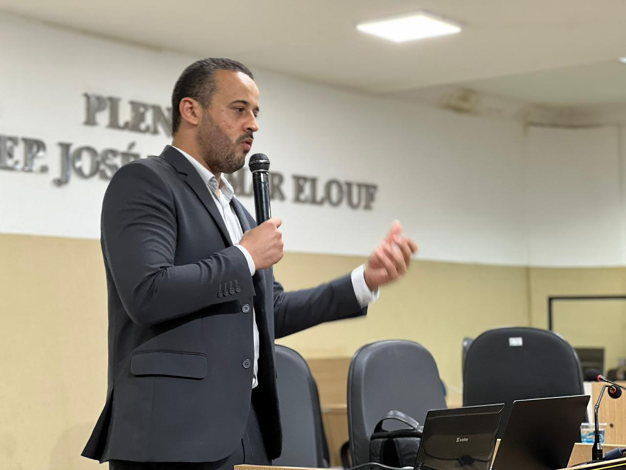 Câmara Municipal de Timon conclui mais um curso de capacitação para servidores, assessores e ve...