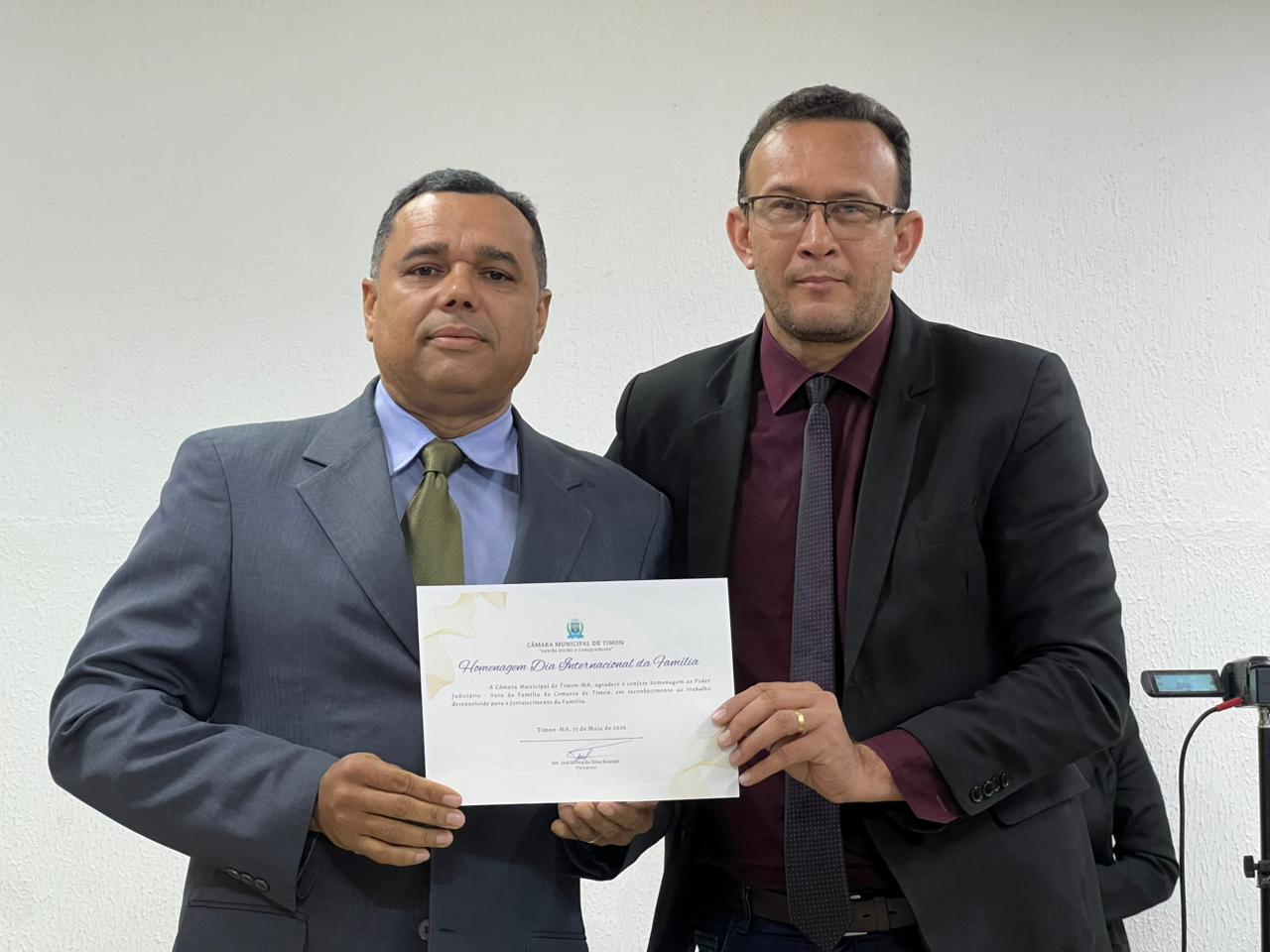Câmara de Timon homenageia famílias e entrega título de cidadão em solenidades marcantes