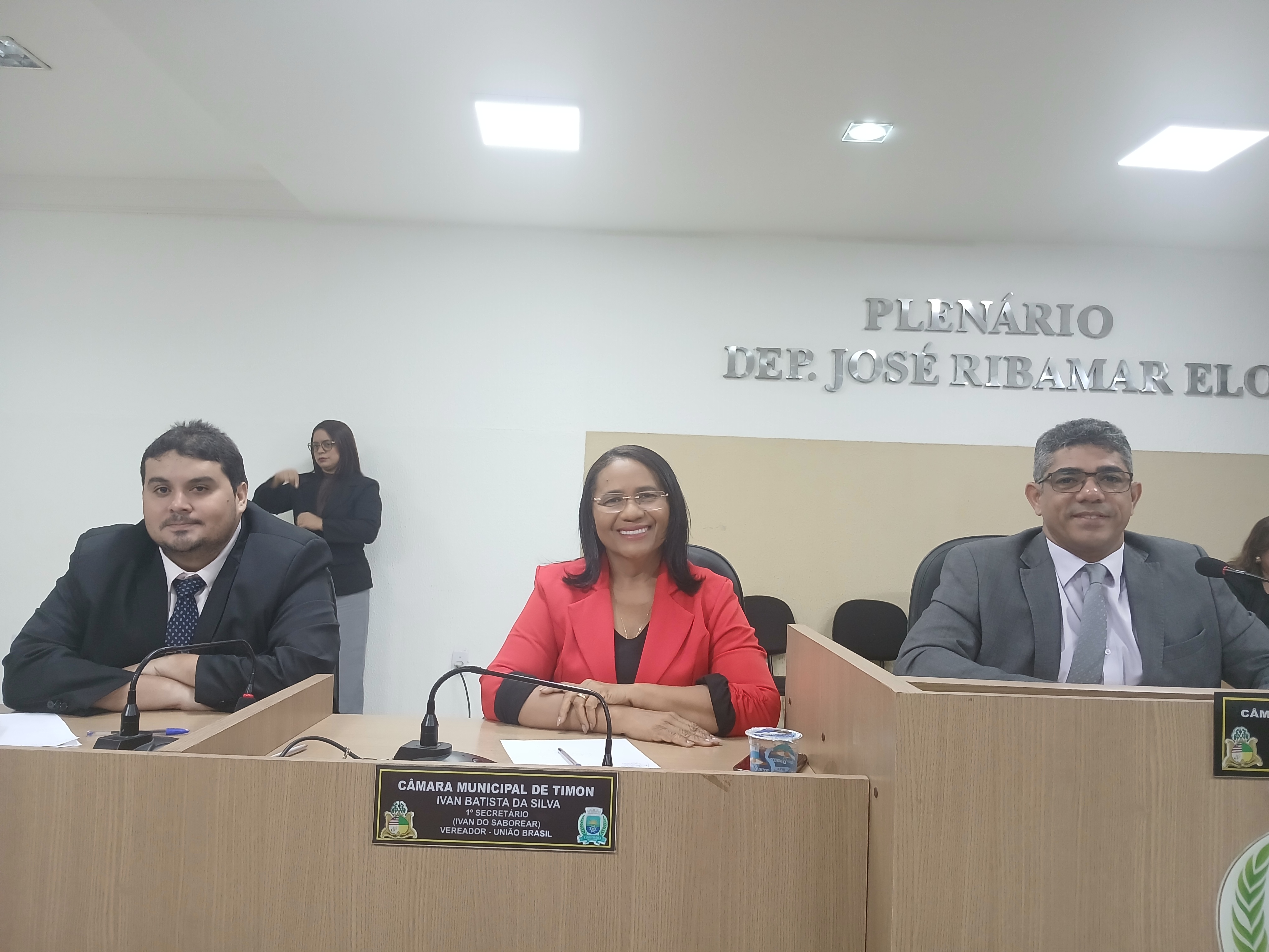 Câmara de Timon aprova Título de Cidadão a ex-vereador e delibera sobre indicações e pedidos de...