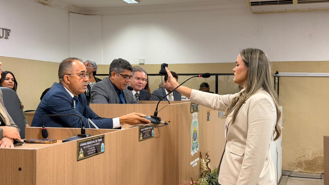 Posse da vereadora Kellyane Gedeon marca fortalecimento da representatividade feminina na Câmar...