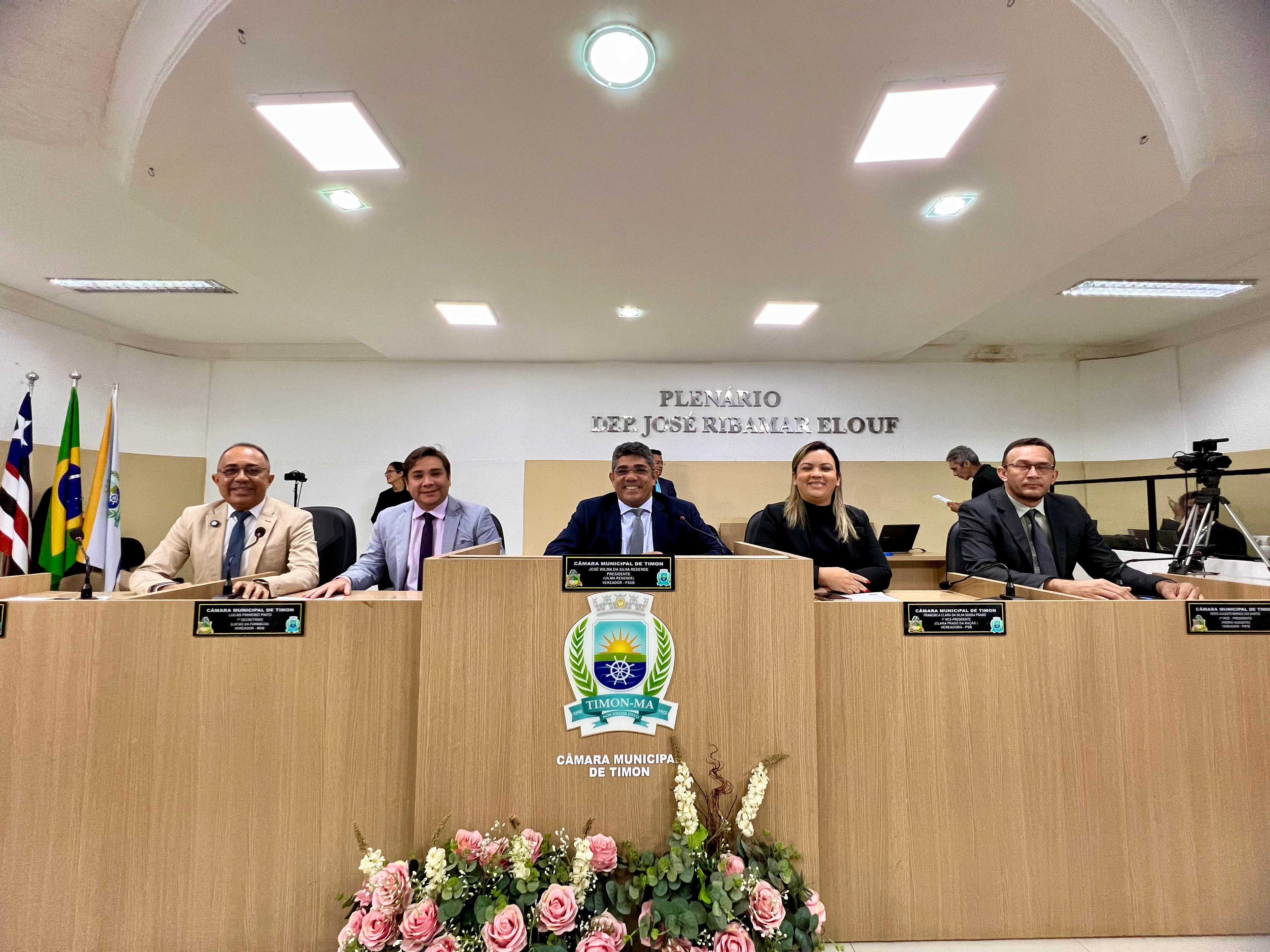 Câmara Municipal de Timon aprova reajuste para servidores da Educação e recebe visita da UNABI