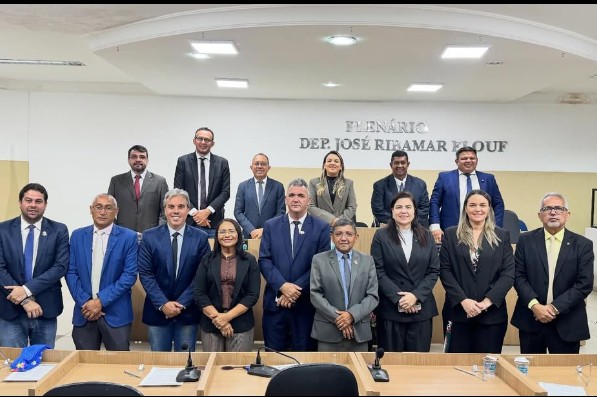 Vereadores aprovam indicações e pedidos de providências para melhorias em bairros de Timon
